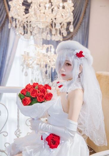 年轻的小妈妈